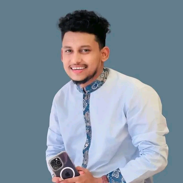যশোরে ৫ লক্ষ টাকার প্রোডাক্ট ছিনতাই রিকশাচালক।