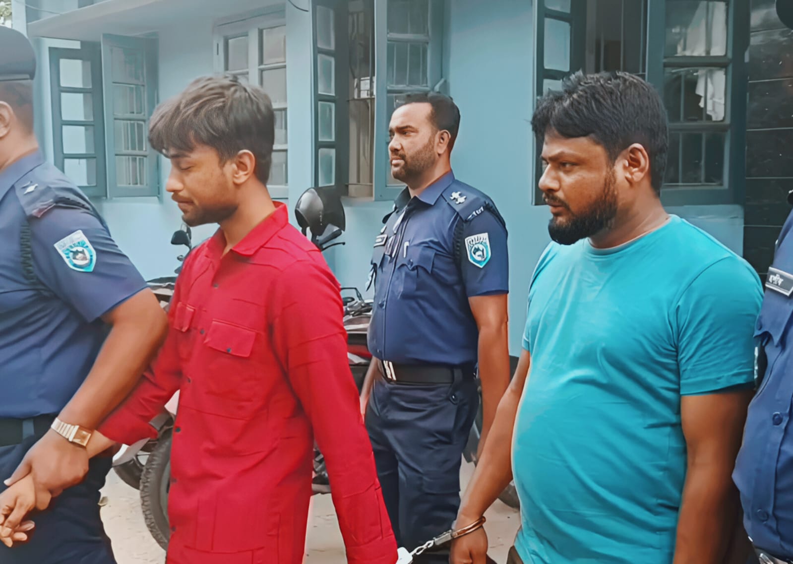 পঞ্চগড়ে চিকিৎসককে মারধর: পিতা-পুত্র গ্রেফতার, আদালতে সোপর্দ